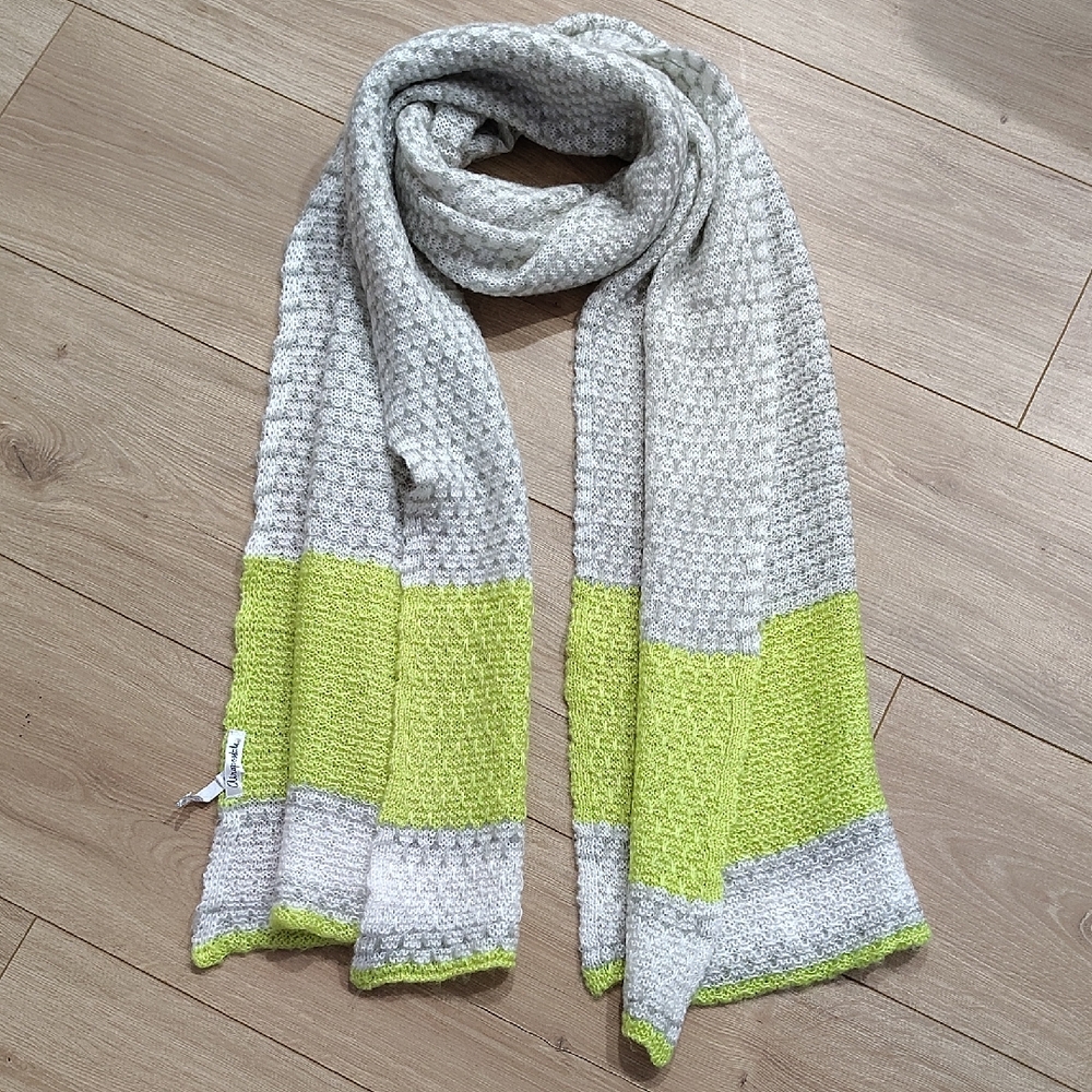 Aeropostale Ladies Winter/Fall Scarf,  Neon and Gray,  One Size Fits All